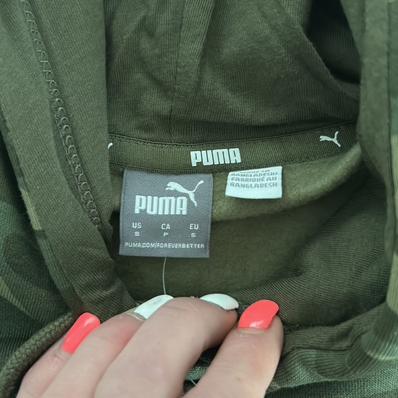 PUMA Sweatshirt | Size Small | NWT - Picture 6 of 6